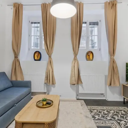 The Modern Escape Apartment Pressburg